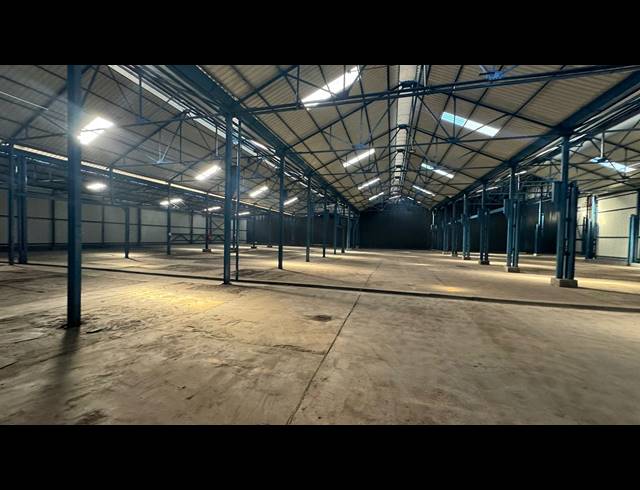 5,665M² WAREHOUSE TO LET IN PRETORIA INDUSTRIAL